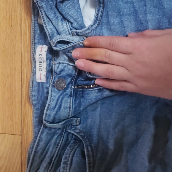 size 25 guess womans jeans - Picture 3 of 5